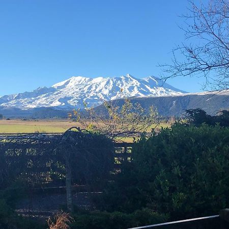 Pukenui Lodge เนชันแนลพาร์ค ภายนอก รูปภาพ